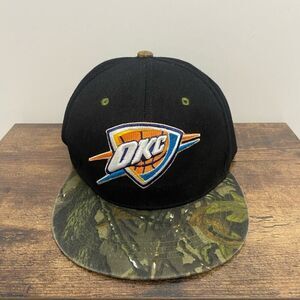 Oklahoma City Thunder NBA adjustable Camo Snapback hat